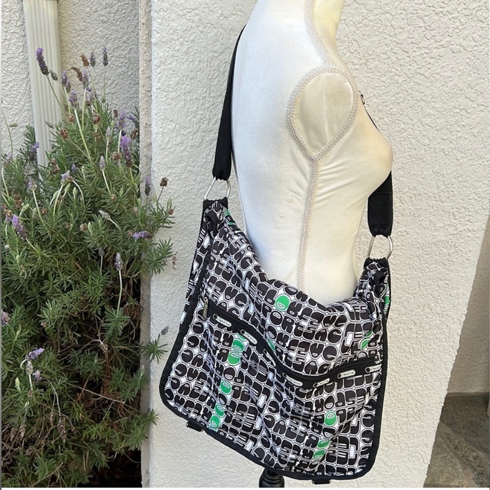 LeSportSac Black w Green Logo Messenger Shoulder Bag